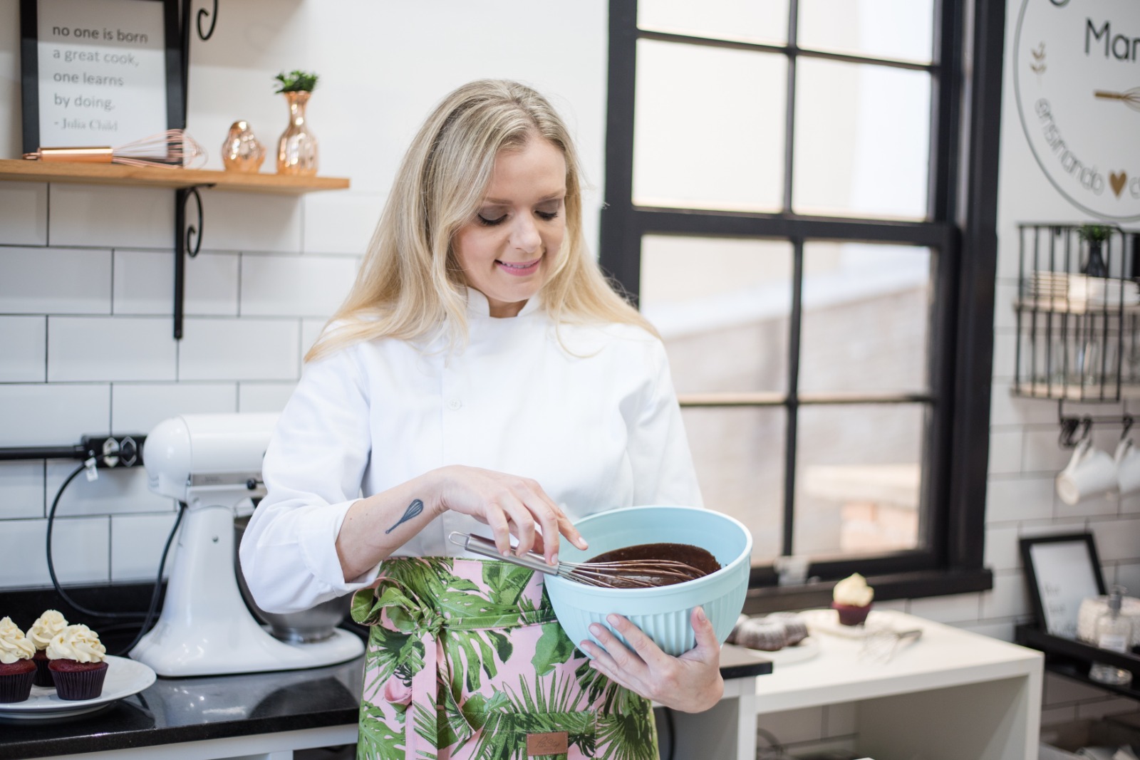 Produções de confeitaria da Chef Manu Rosa em aula prática